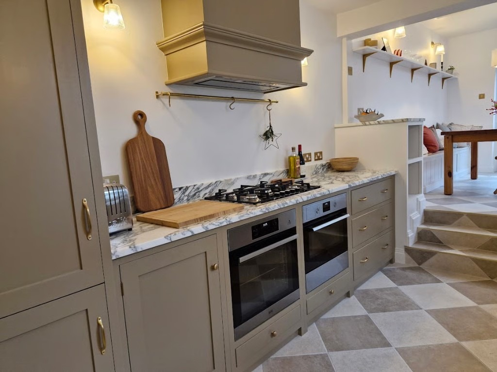Kitchen and joinery gallery by Pymm Kitchens — photo 1