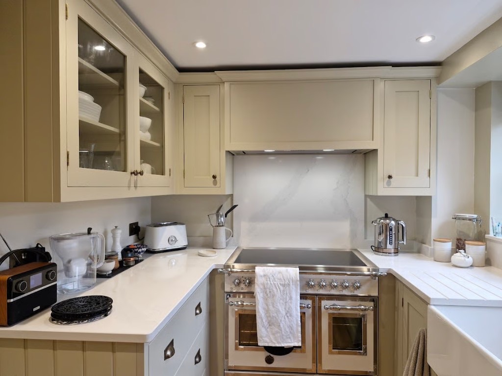 Bespoke kitchen project by Pymm Kitchens — gallery photo 10