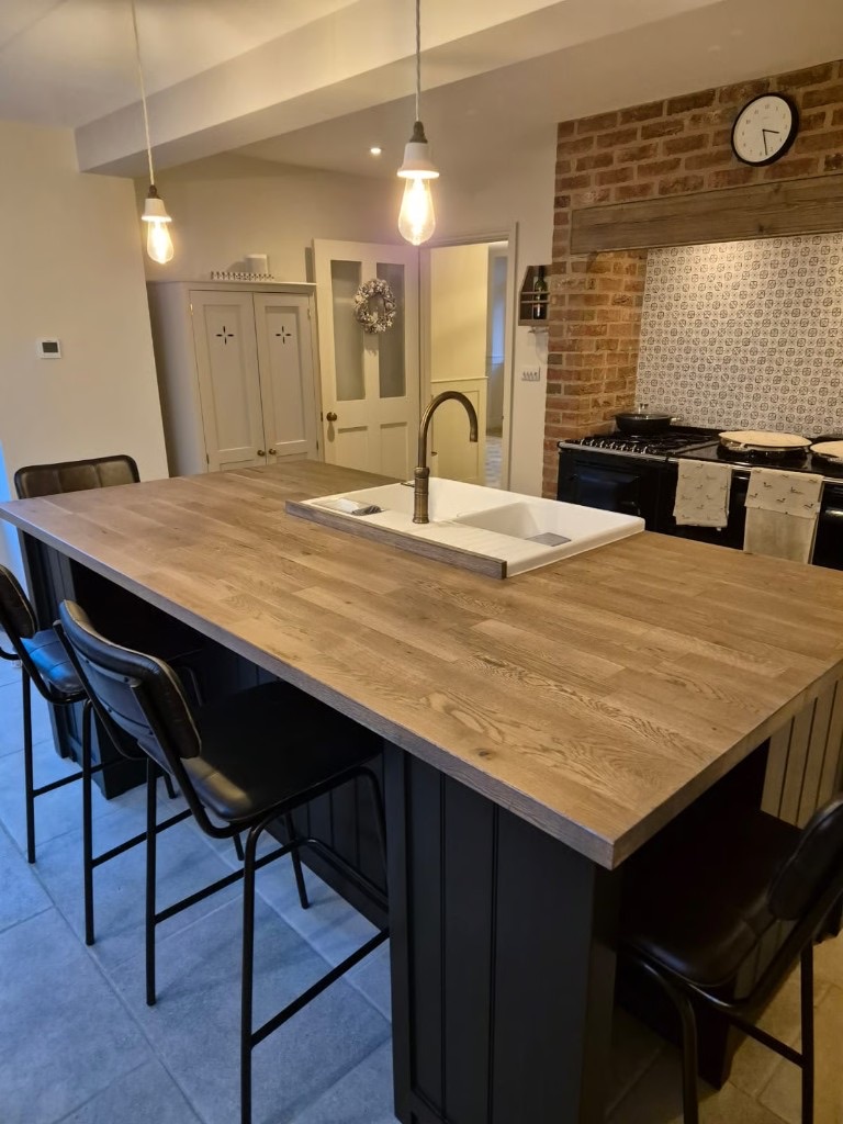 Handmade bespoke kitchen island by Pymm Kitchens
